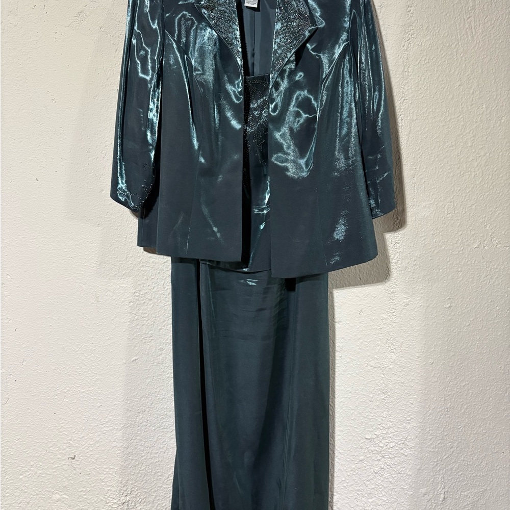 Alex Evenings Shimmering Teal Ensemble